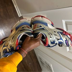 Track 2 balenciagas